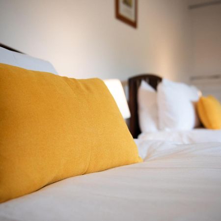Spacious Retreat With River Views Near Peak District Matlock  Eksteriør billede