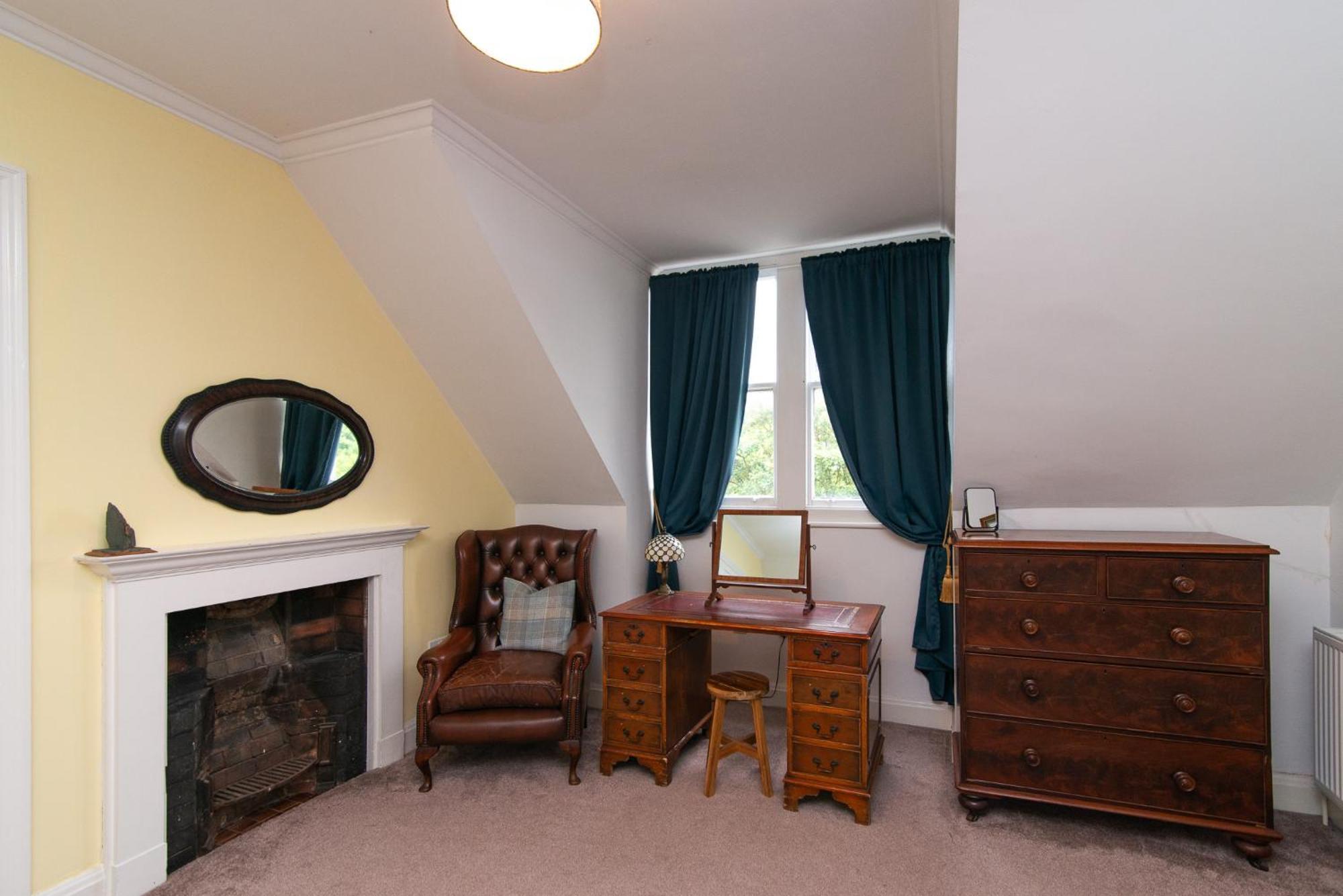 Spacious Retreat With River Views Near Peak District Matlock  Eksteriør billede